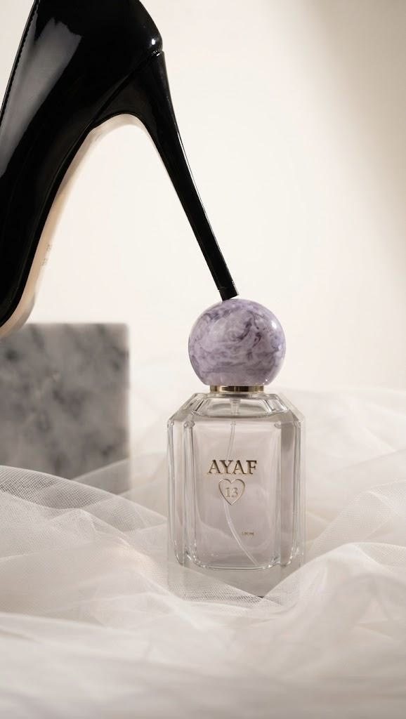 AYAF 13 on tulle